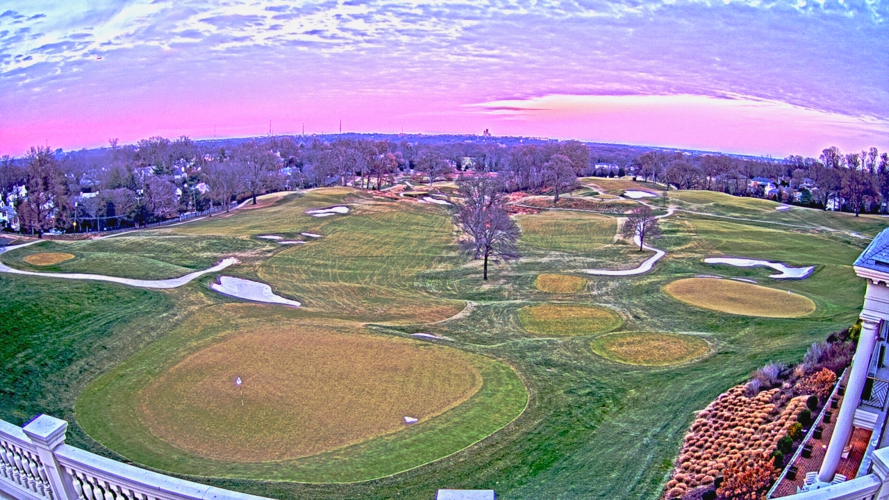 Thumbnail for current weather camera view from Washington Golf and Country Club in Arlington, Virginia