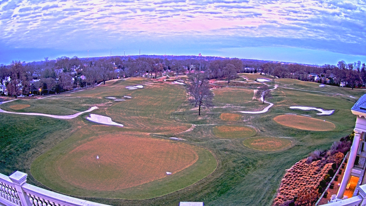 Thumbnail for current weather camera view from Washington Golf and Country Club in Arlington, Virginia
