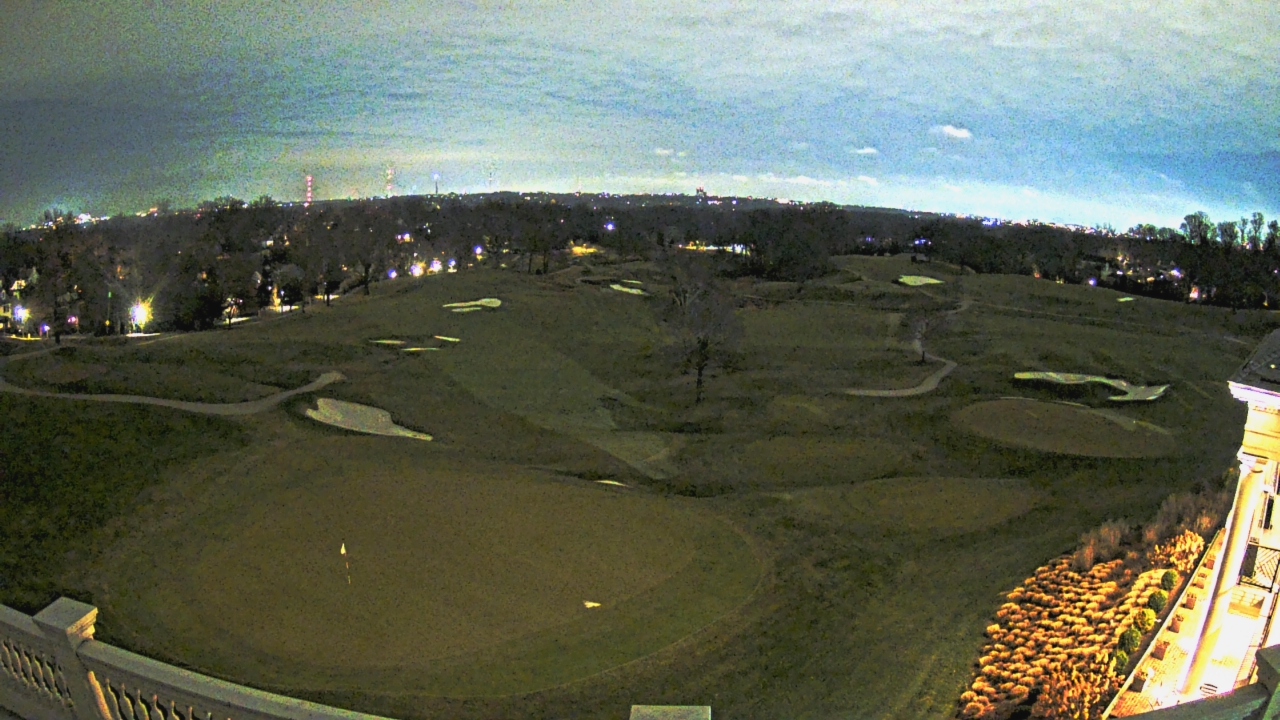 Thumbnail for current weather camera view from Washington Golf and Country Club in Arlington, Virginia