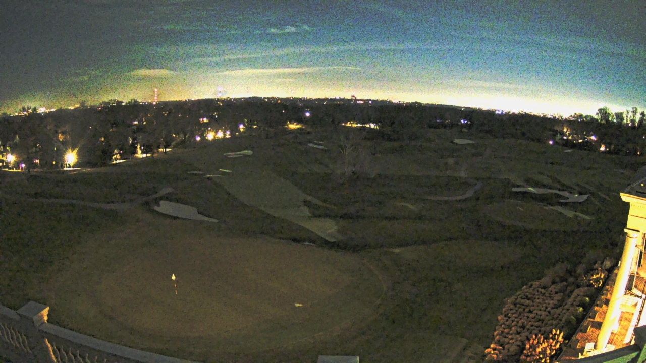Thumbnail for current weather camera view from Washington Golf and Country Club in Arlington, Virginia