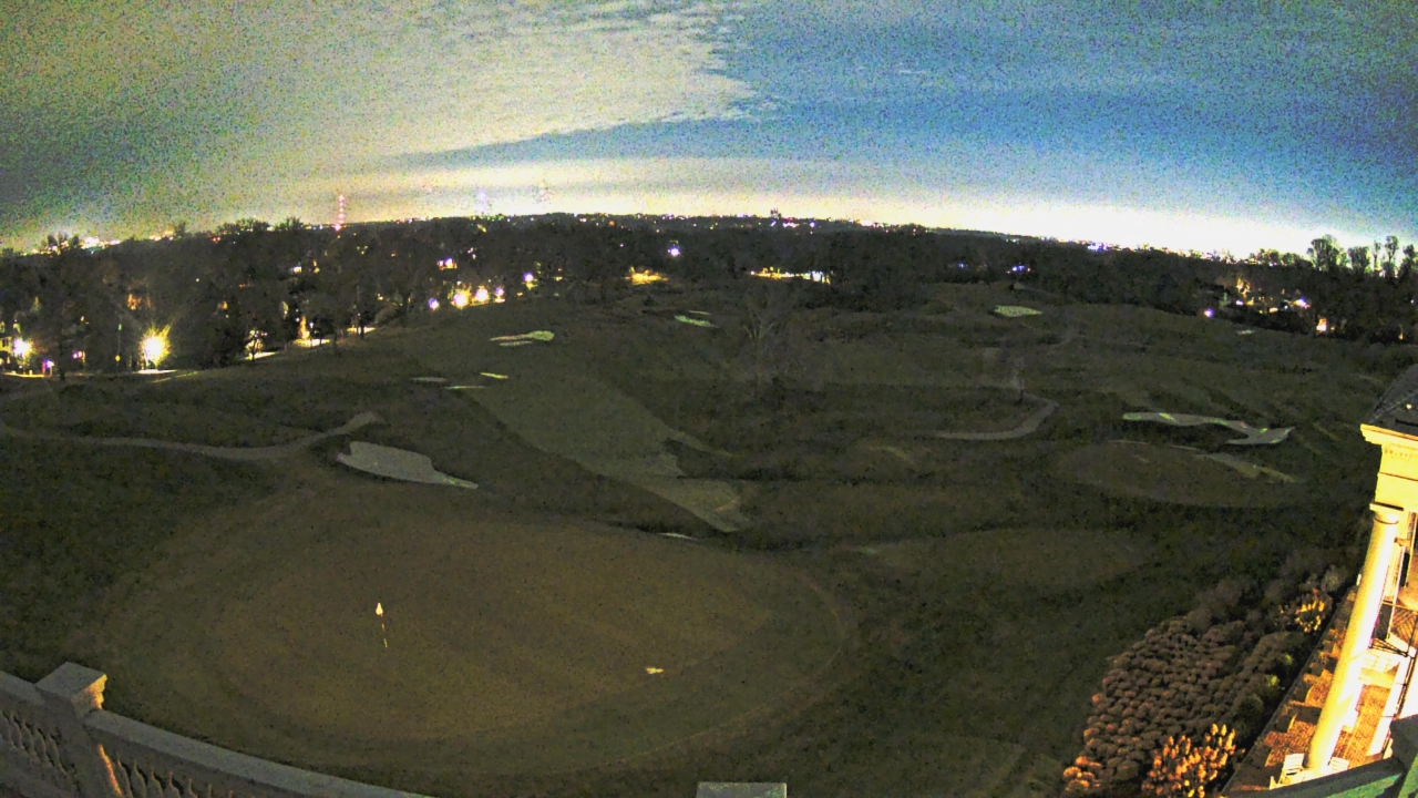 Thumbnail for current weather camera view from Washington Golf and Country Club in Arlington, Virginia
