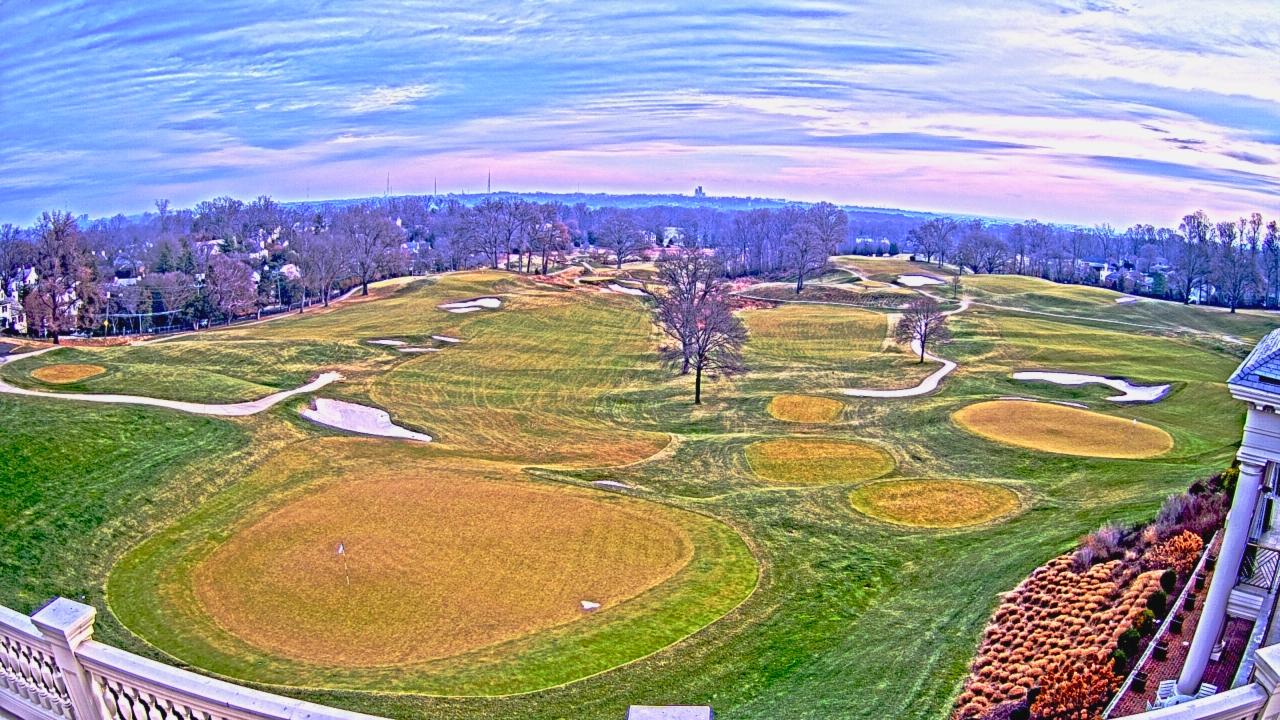 Thumbnail for current weather camera view from Washington Golf and Country Club in Arlington, Virginia