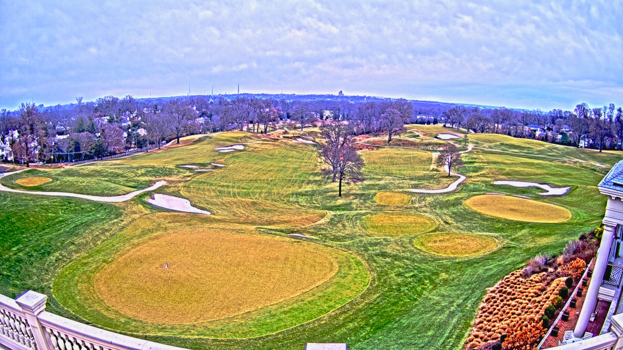 Thumbnail for current weather camera view from Washington Golf and Country Club in Arlington, Virginia