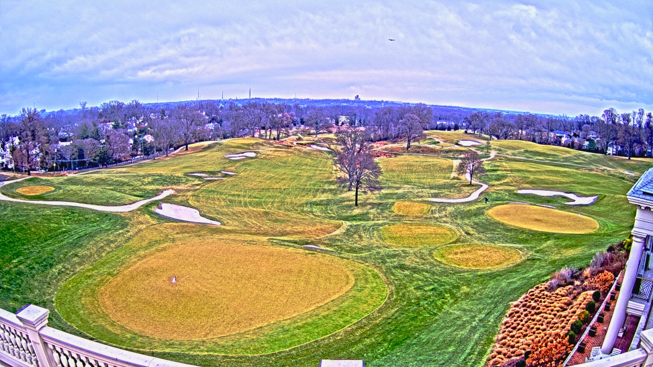Thumbnail for current weather camera view from Washington Golf and Country Club in Arlington, Virginia