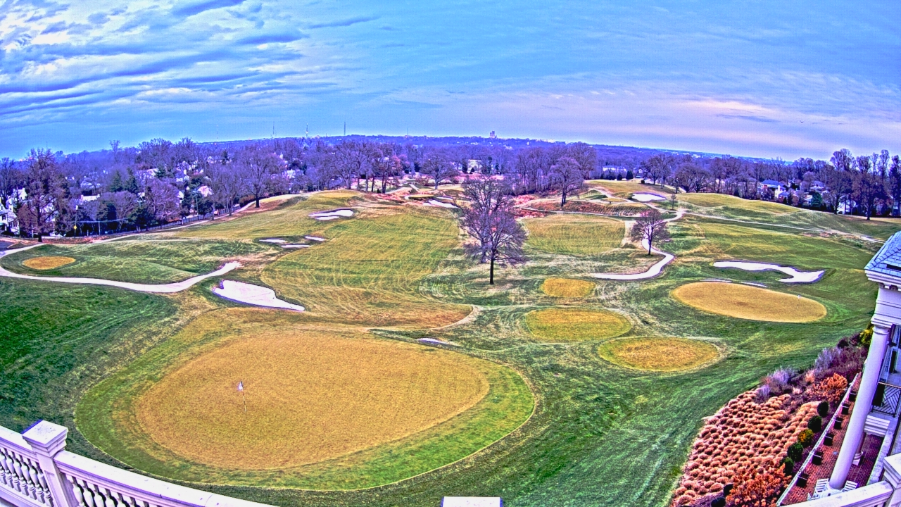 Thumbnail for current weather camera view from Washington Golf and Country Club in Arlington, Virginia