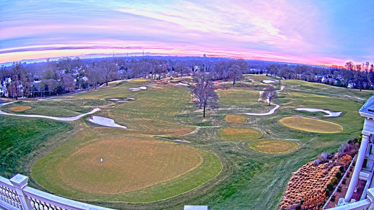 Thumbnail for current weather camera view from Washington Golf and Country Club in Arlington, Virginia