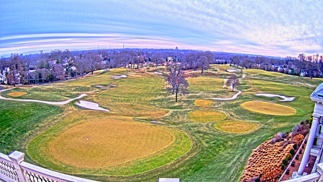 Thumbnail for current weather camera view from Washington Golf and Country Club in Arlington, Virginia