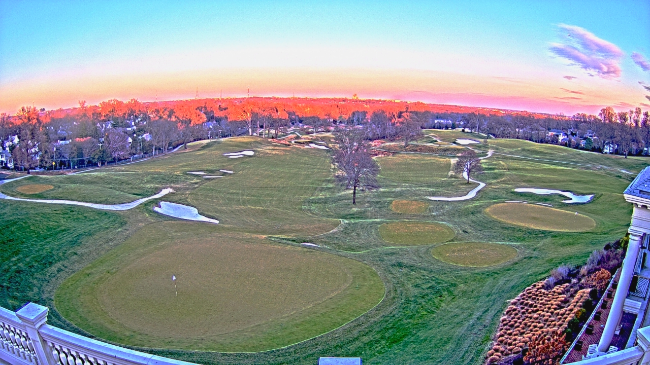 Thumbnail for current weather camera view from Washington Golf and Country Club in Arlington, Virginia