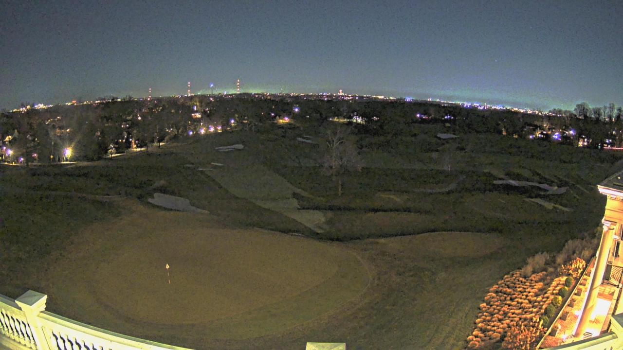 Thumbnail for current weather camera view from Washington Golf and Country Club in Arlington, Virginia