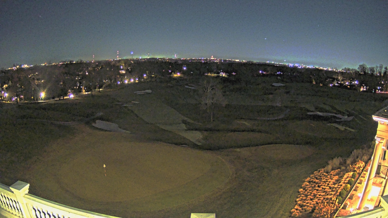 Thumbnail for current weather camera view from Washington Golf and Country Club in Arlington, Virginia