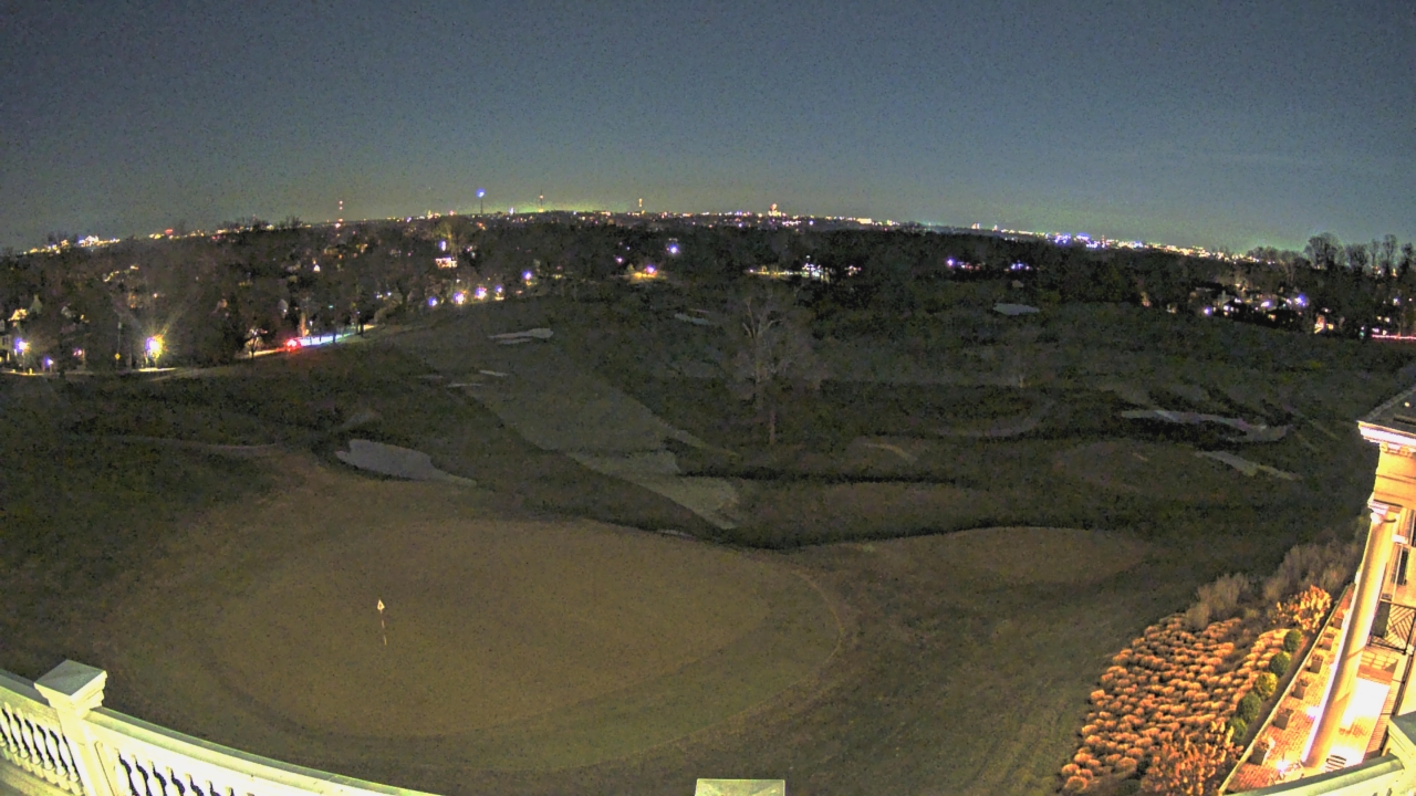 Thumbnail for current weather camera view from Washington Golf and Country Club in Arlington, Virginia