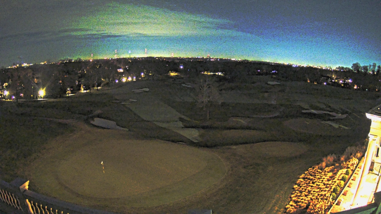 Thumbnail for current weather camera view from Washington Golf and Country Club in Arlington, Virginia