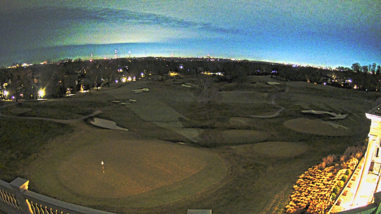 Thumbnail for current weather camera view from Washington Golf and Country Club in Arlington, Virginia