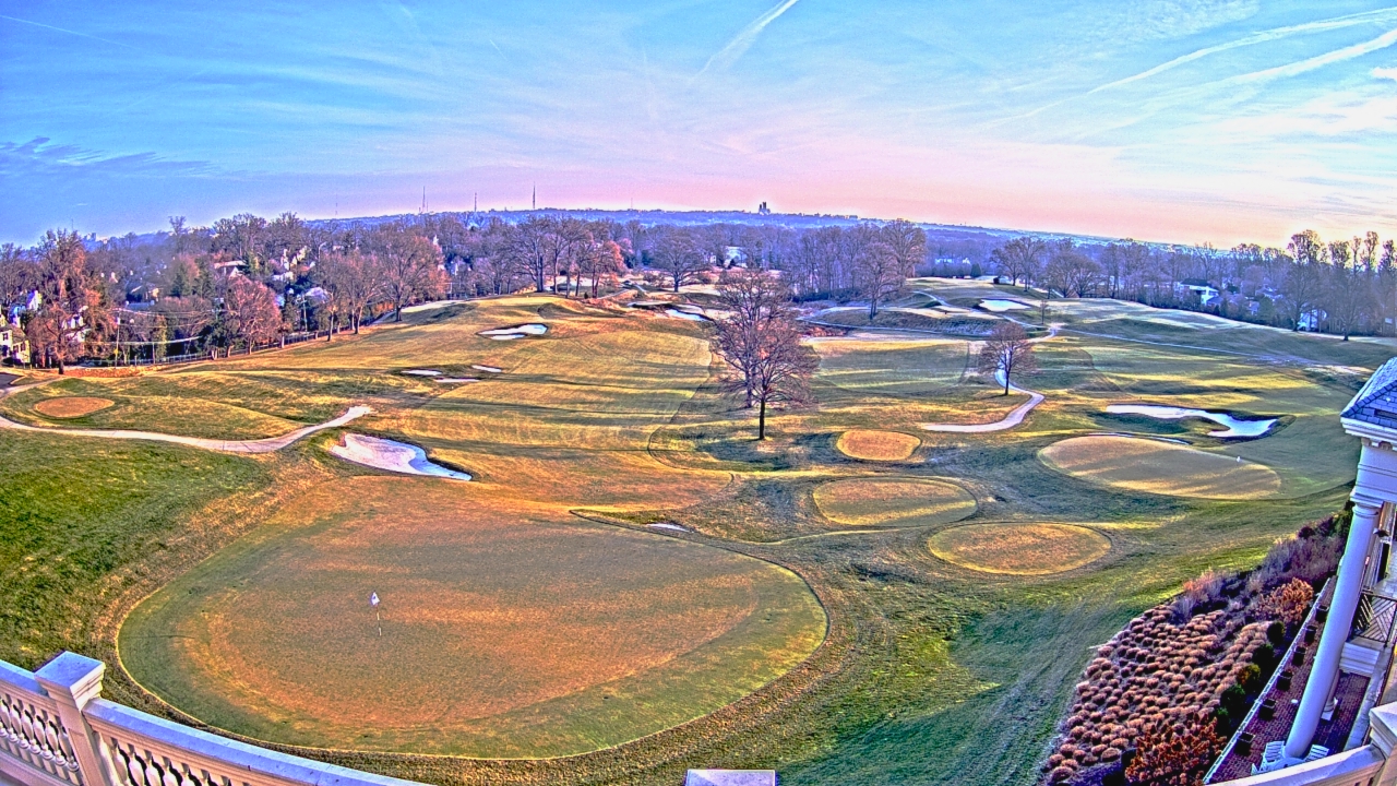 Thumbnail for current weather camera view from Washington Golf and Country Club in Arlington, Virginia
