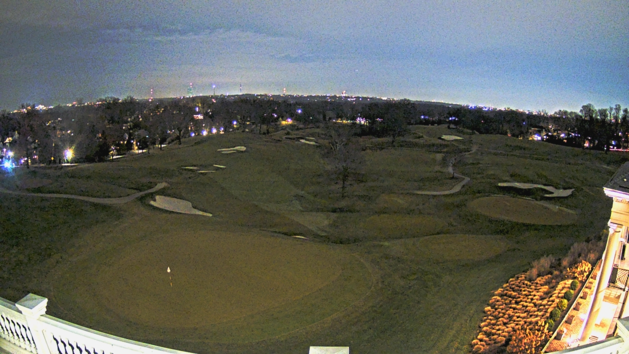 Thumbnail for current weather camera view from Washington Golf and Country Club in Arlington, Virginia