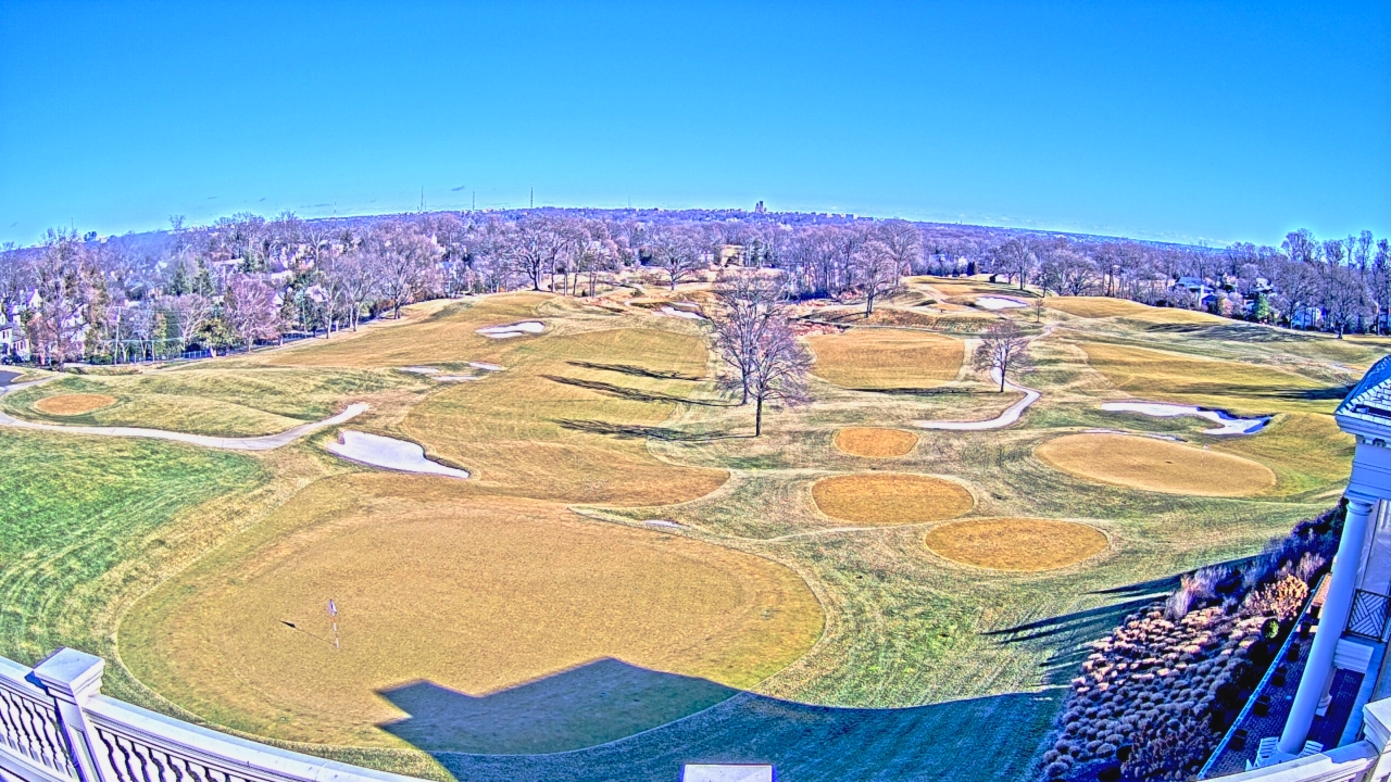 Thumbnail for current weather camera view from Washington Golf and Country Club in Arlington, Virginia