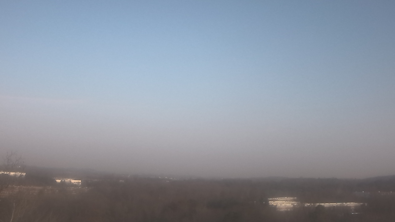 Thumbnail for current weather camera view from Anne Arundel CC at AMIL in Hanover, Maryland