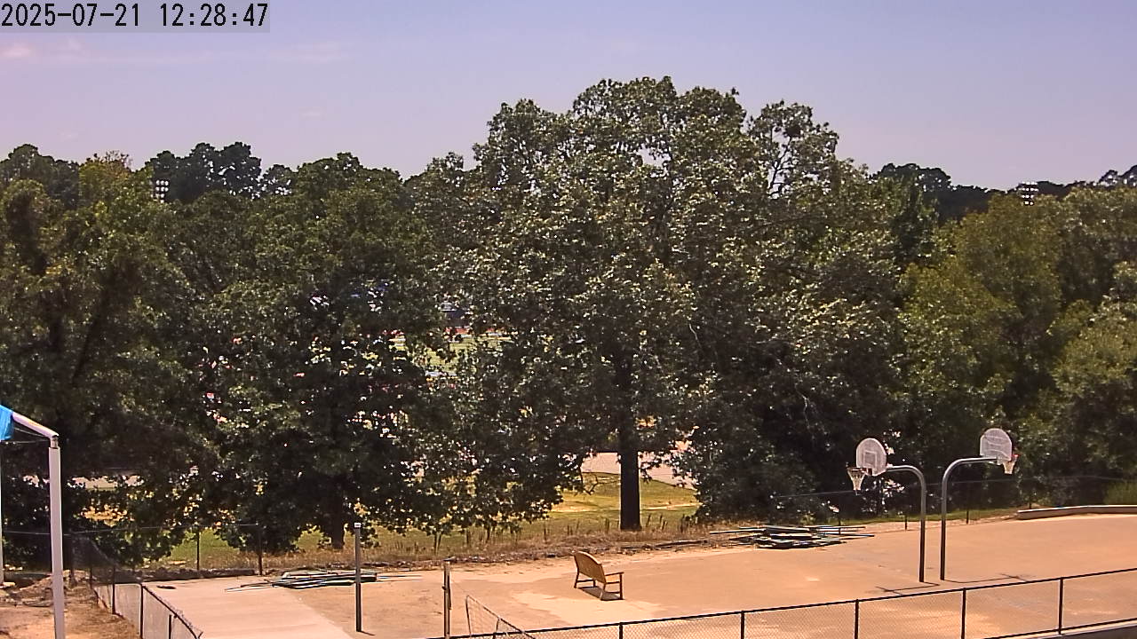 Thumbnail for current weather camera view from All Saints Episcopal School in Tyler, Texas