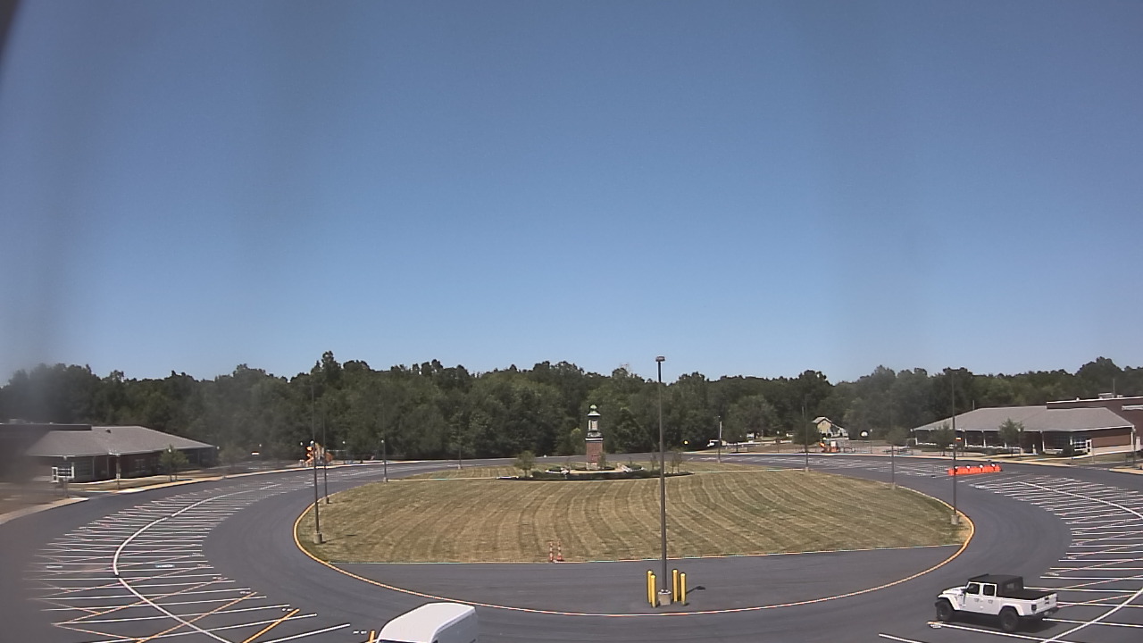 Thumbnail for current weather camera view from AACS Primary Campus in Ashtabula, Ohio