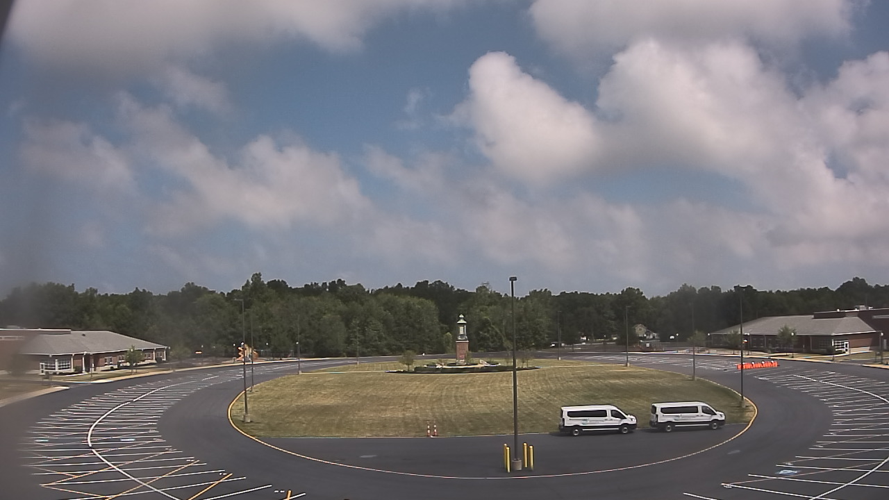 Thumbnail for current weather camera view from AACS Primary Campus in Ashtabula, Ohio
