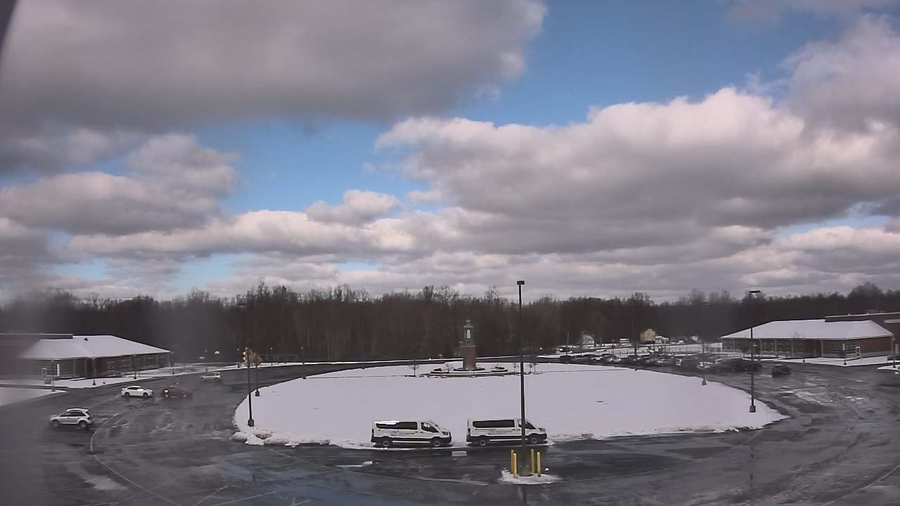 Thumbnail for current weather camera view from AACS Primary Campus in Ashtabula, Ohio