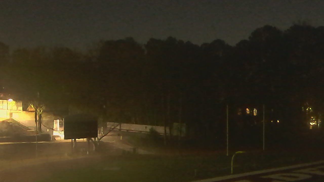 Thumbnail for current weather camera view from Holy Innocents Episcopal School in Sandy Springs, Georgia