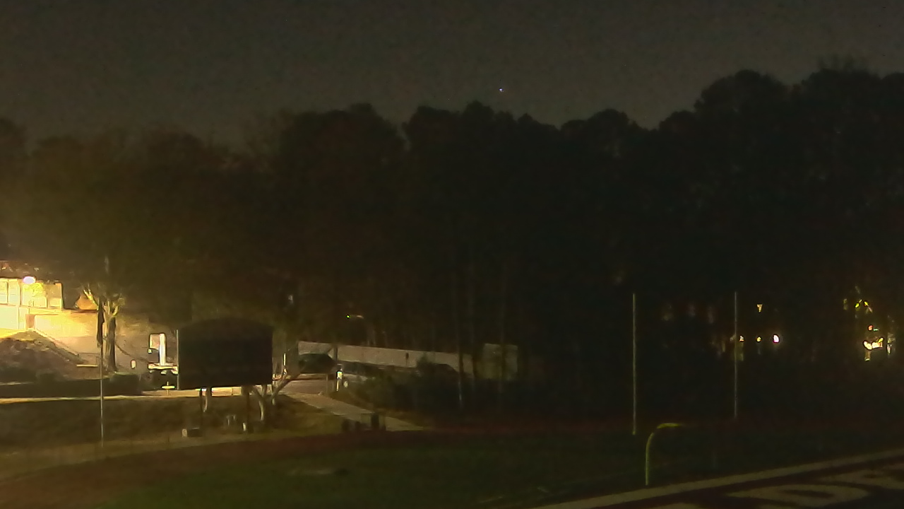 Thumbnail for current weather camera view from Holy Innocents Episcopal School in Sandy Springs, Georgia