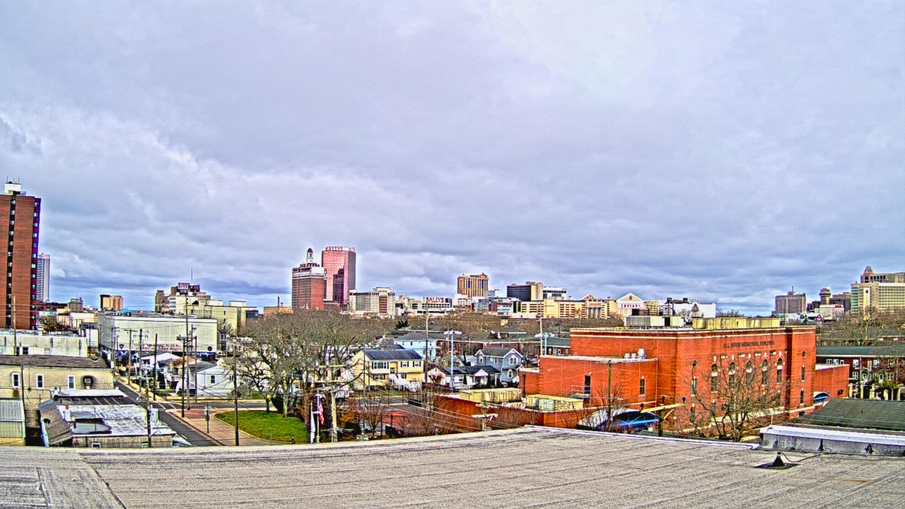 Thumbnail for current weather camera view from New York Avenue ES in Atlantic City, New Jersey