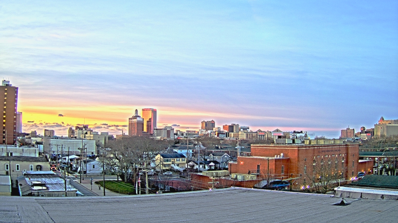Thumbnail for current weather camera view from New York Avenue ES in Atlantic City, New Jersey
