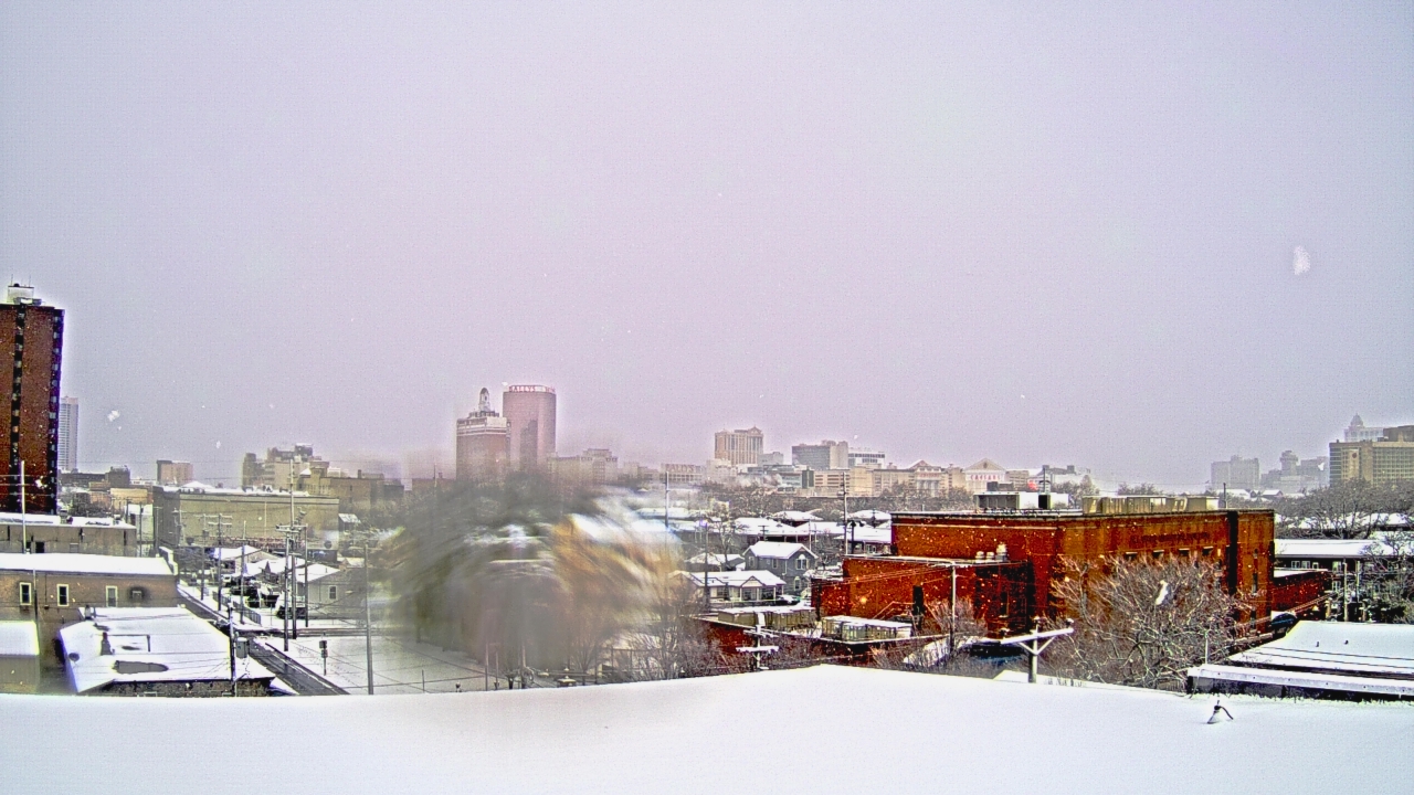 Thumbnail for current weather camera view from New York Avenue ES in Atlantic City, New Jersey