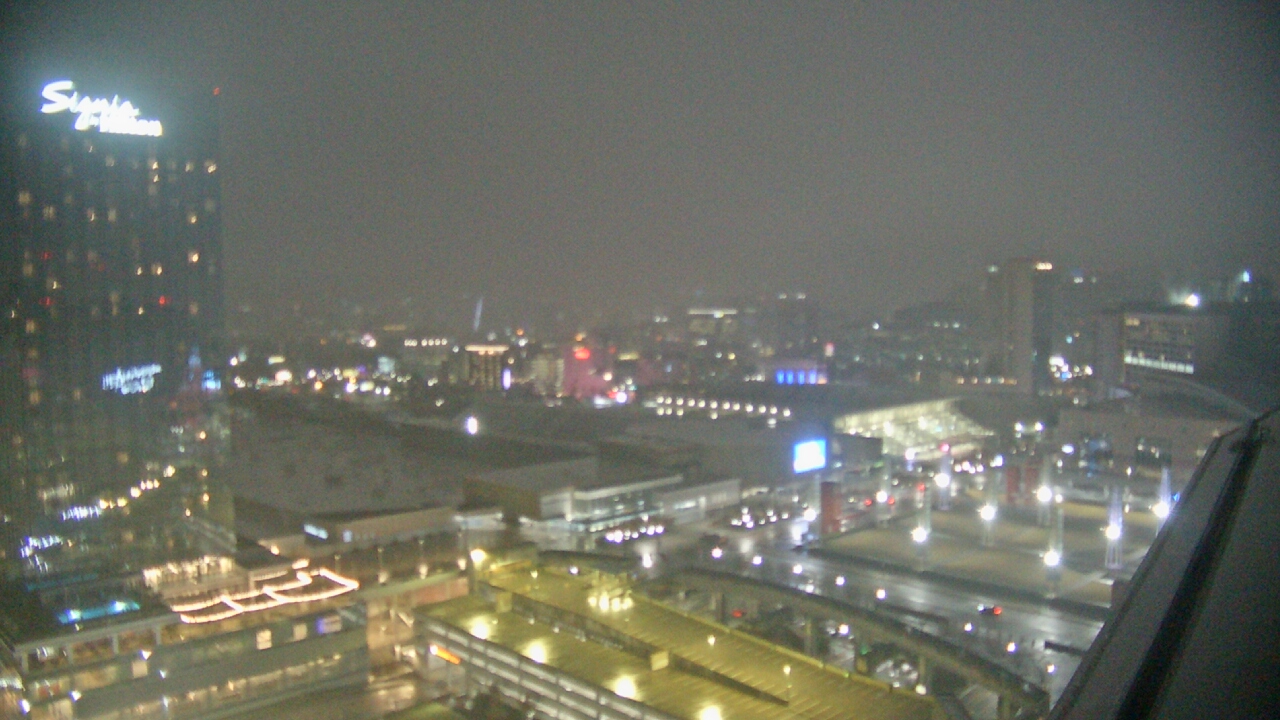 Thumbnail for current weather camera view from Mercedes Benz Stadium in Atlanta, Georgia