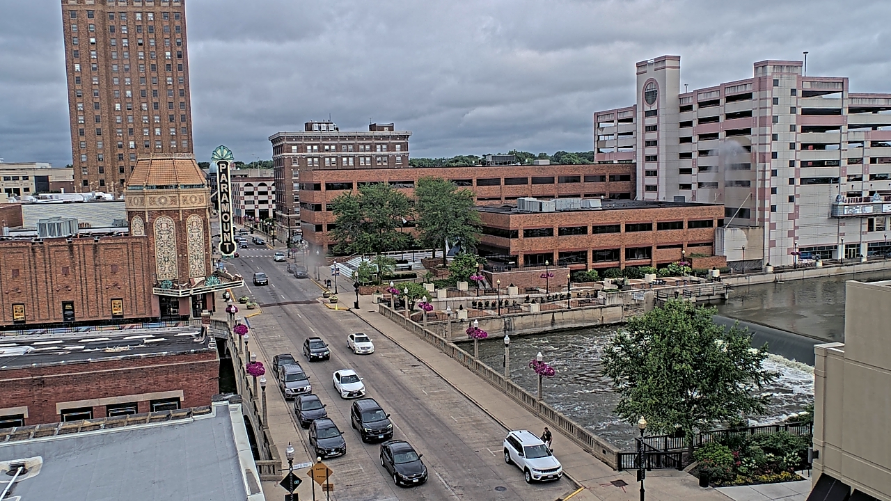 Thumbnail for current weather camera view from City of Aurora IL in Aurora, Illinois