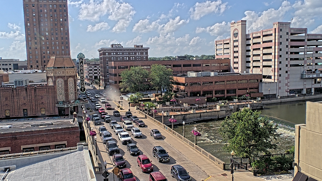 Thumbnail for current weather camera view from City of Aurora IL in Aurora, Illinois