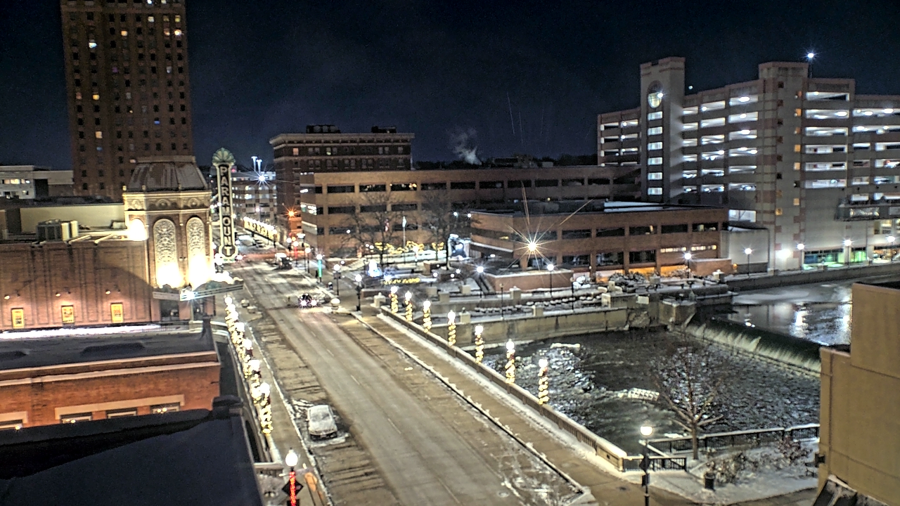 Thumbnail for current weather camera view from City of Aurora IL in Aurora, Illinois