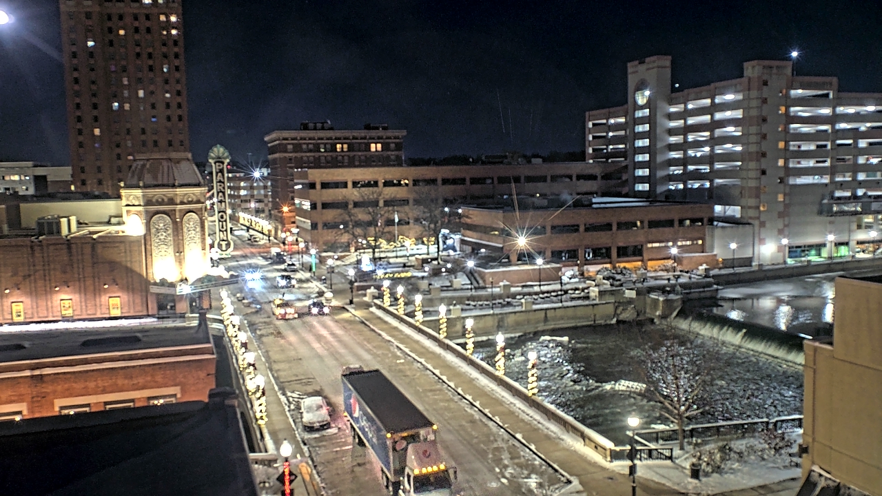 Thumbnail for current weather camera view from City of Aurora IL in Aurora, Illinois