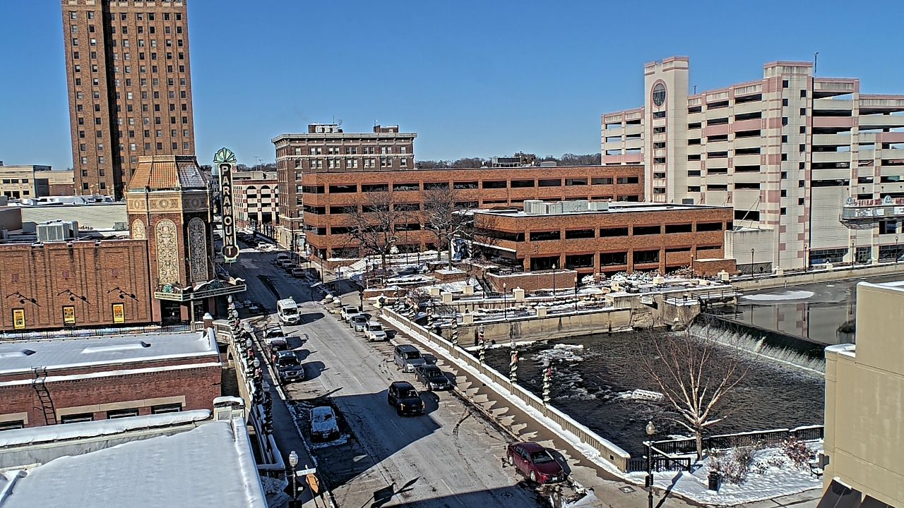 Thumbnail for current weather camera view from City of Aurora IL in Aurora, Illinois