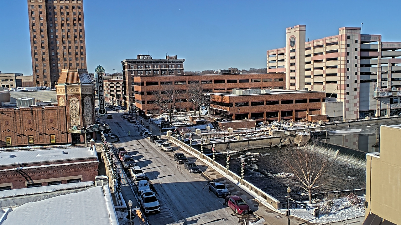 Thumbnail for current weather camera view from City of Aurora IL in Aurora, Illinois