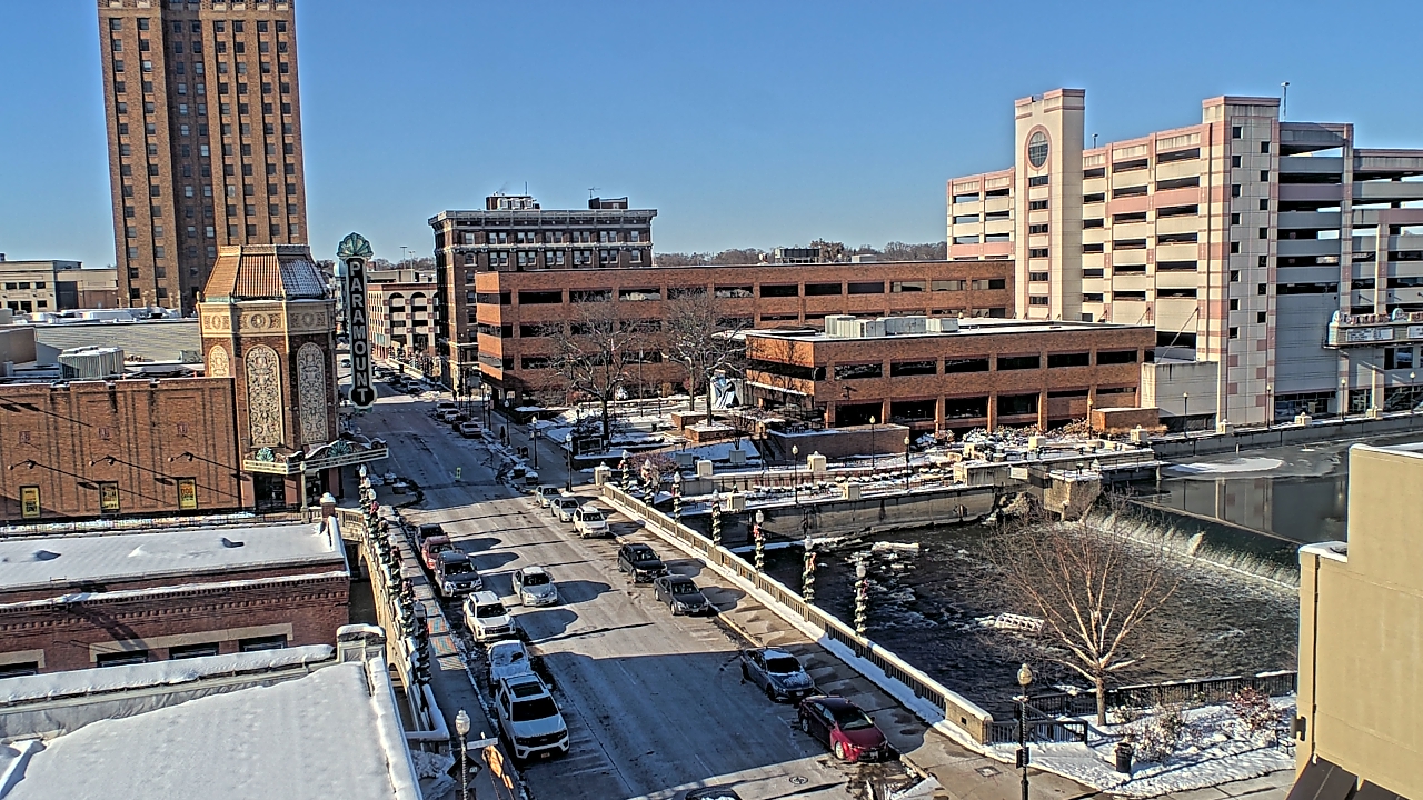 Thumbnail for current weather camera view from City of Aurora IL in Aurora, Illinois