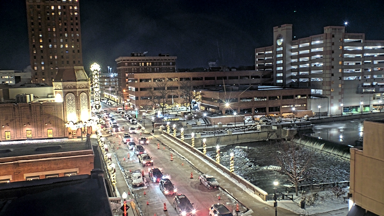 Thumbnail for current weather camera view from City of Aurora IL in Aurora, Illinois