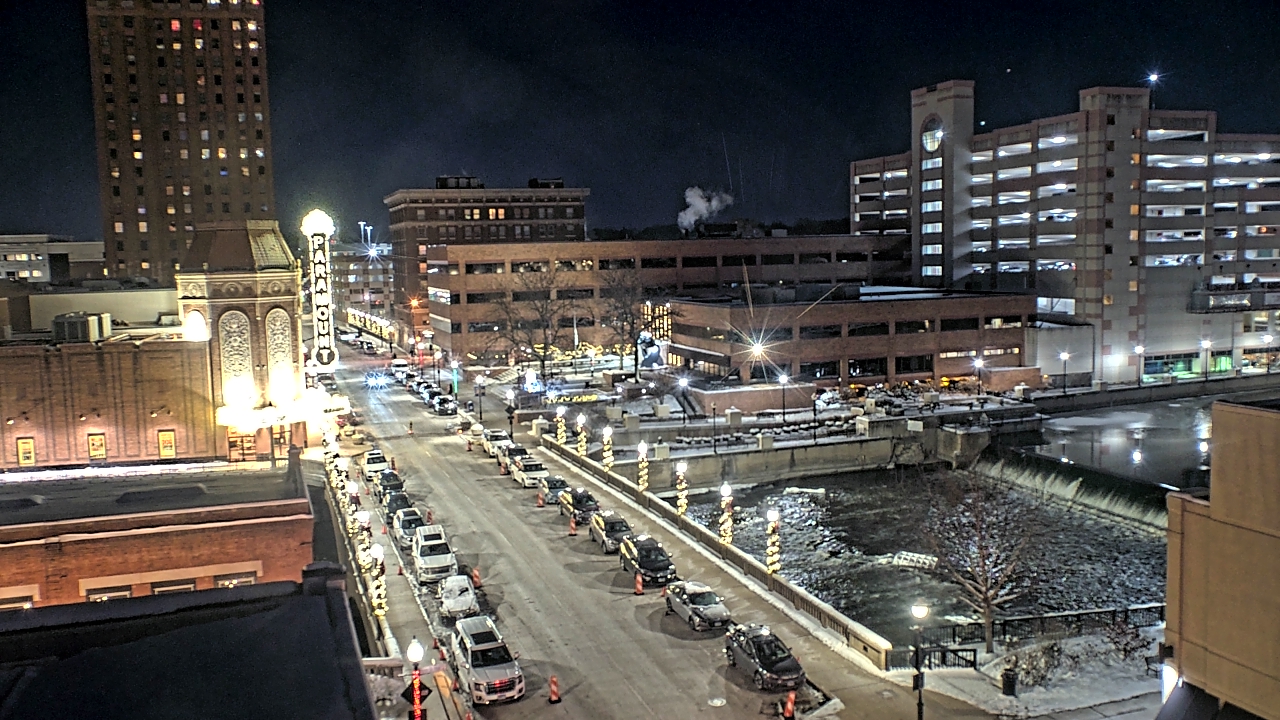 Thumbnail for current weather camera view from City of Aurora IL in Aurora, Illinois