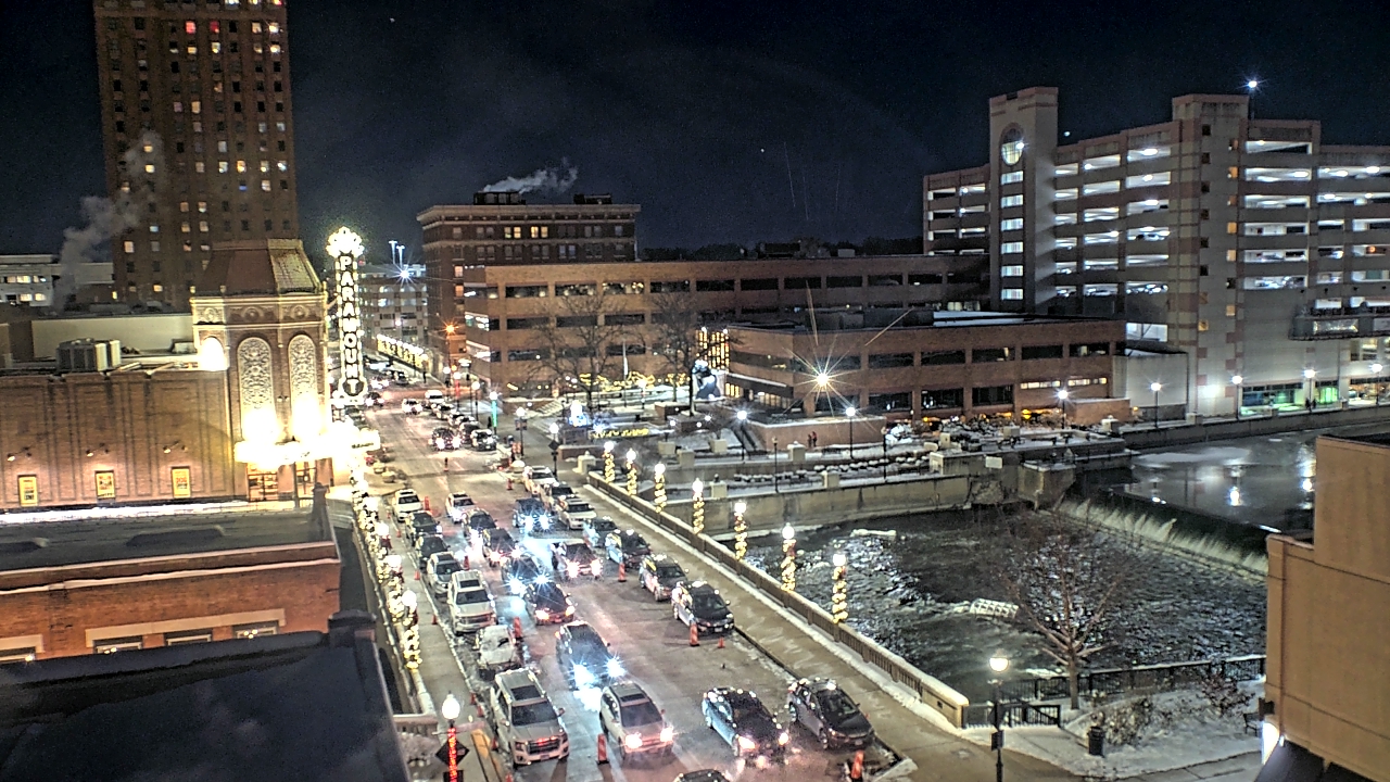 Thumbnail for current weather camera view from City of Aurora IL in Aurora, Illinois