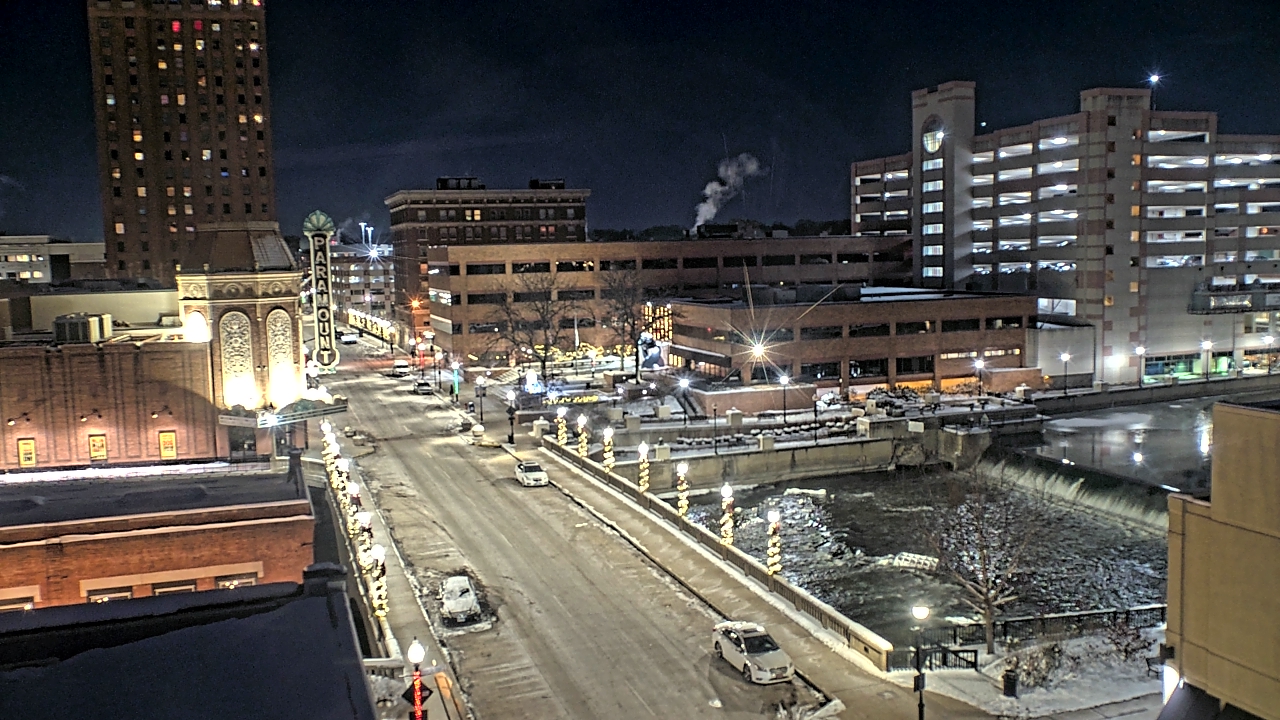 Thumbnail for current weather camera view from City of Aurora IL in Aurora, Illinois