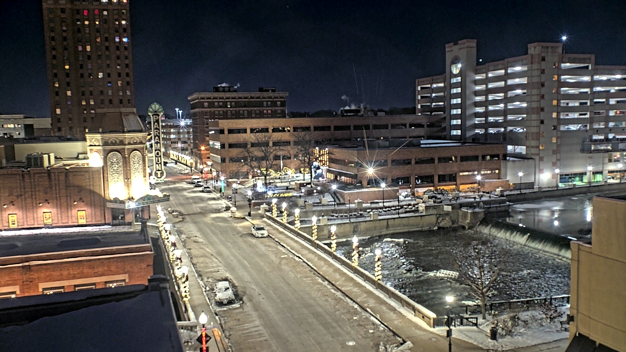 Thumbnail for current weather camera view from City of Aurora IL in Aurora, Illinois