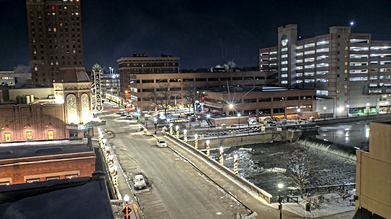 Thumbnail for current weather camera view from City of Aurora IL in Aurora, Illinois
