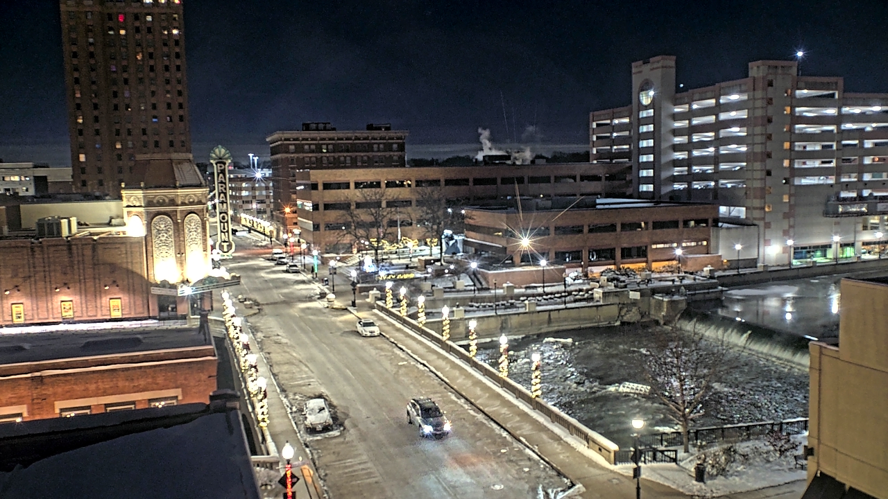 Thumbnail for current weather camera view from City of Aurora IL in Aurora, Illinois