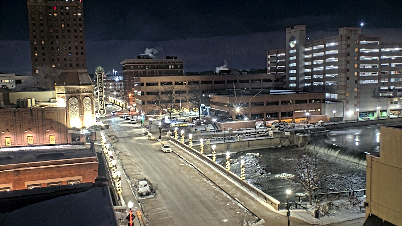 Thumbnail for current weather camera view from City of Aurora IL in Aurora, Illinois