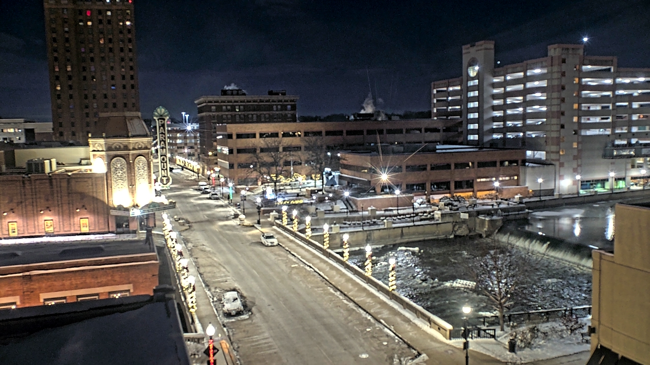 Thumbnail for current weather camera view from City of Aurora IL in Aurora, Illinois