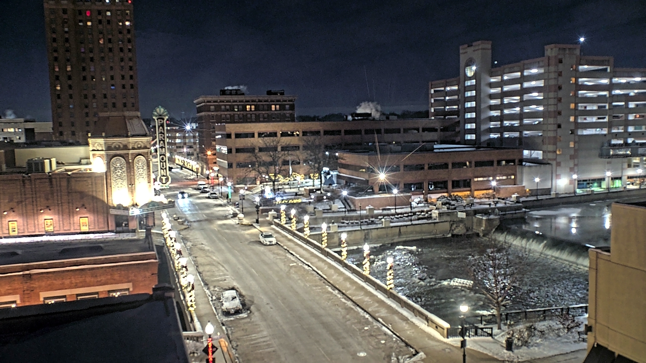 Thumbnail for current weather camera view from City of Aurora IL in Aurora, Illinois