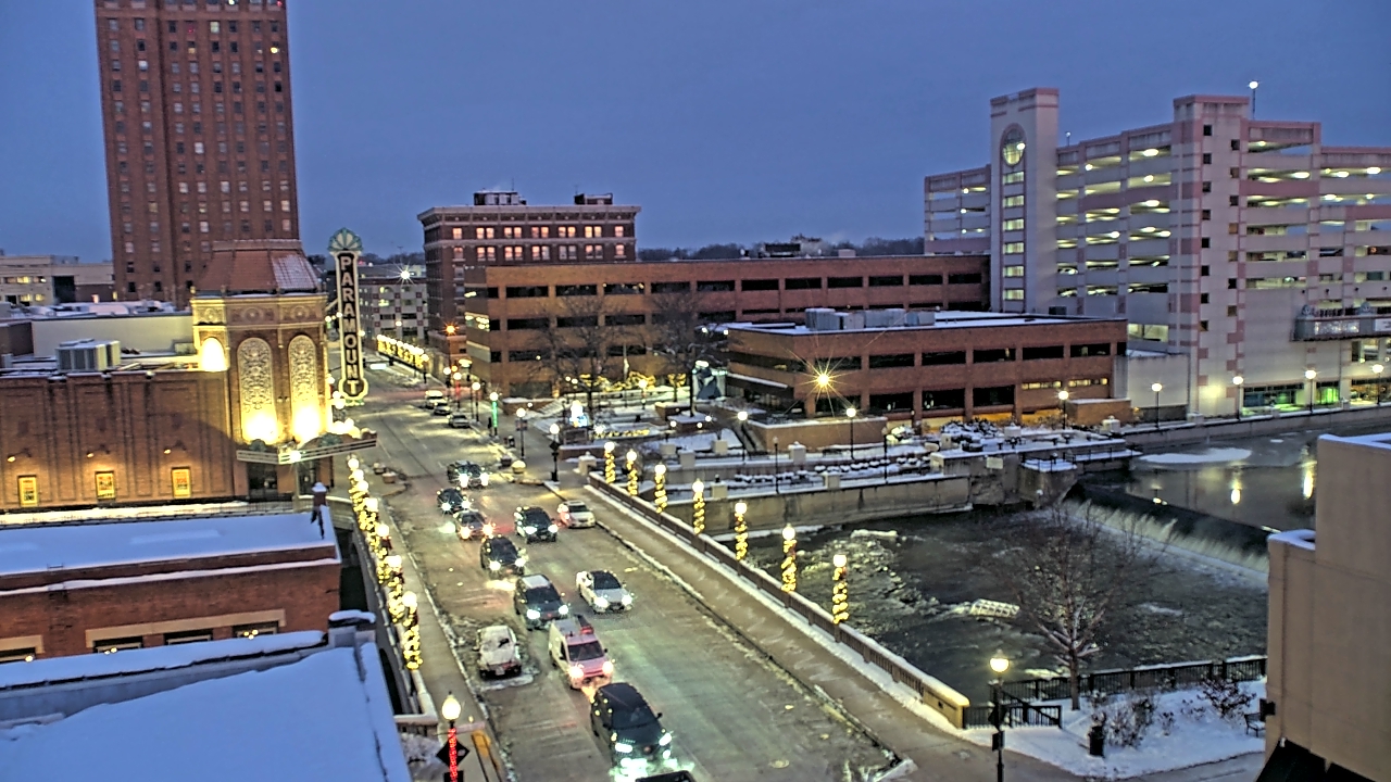 Thumbnail for current weather camera view from City of Aurora IL in Aurora, Illinois