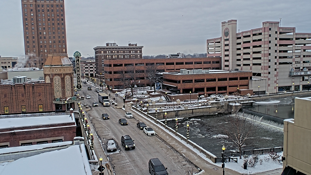 Thumbnail for current weather camera view from City of Aurora IL in Aurora, Illinois